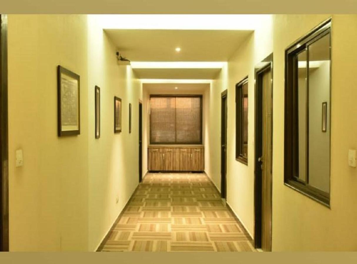 Ash Luxury Hotel With View Of Taj Mahal Agra  Eksteriør billede